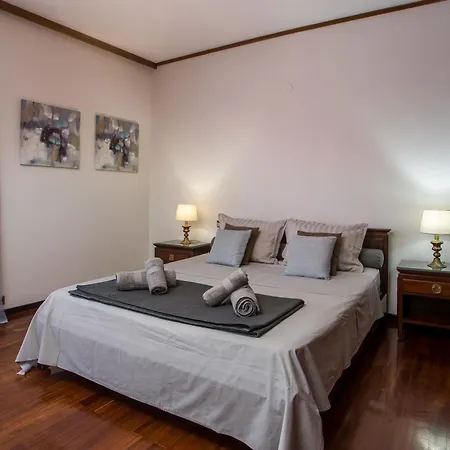 Elegant Spacious Apartment In Rhodes With Balcony עיר רודוס