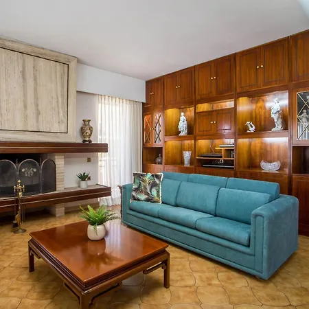 Elegant Spacious Apartment In Rhodes With Balcony עיר רודוס