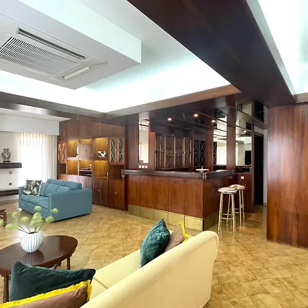 Elegant Spacious Apartment In Rhodes With Balcony דירה *